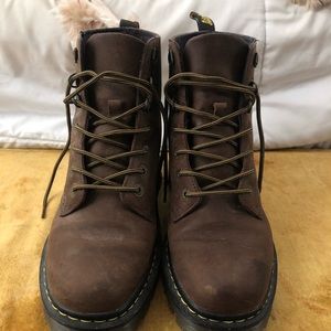 Dr. Marten Brown Classic Boots Leather Matte Finish